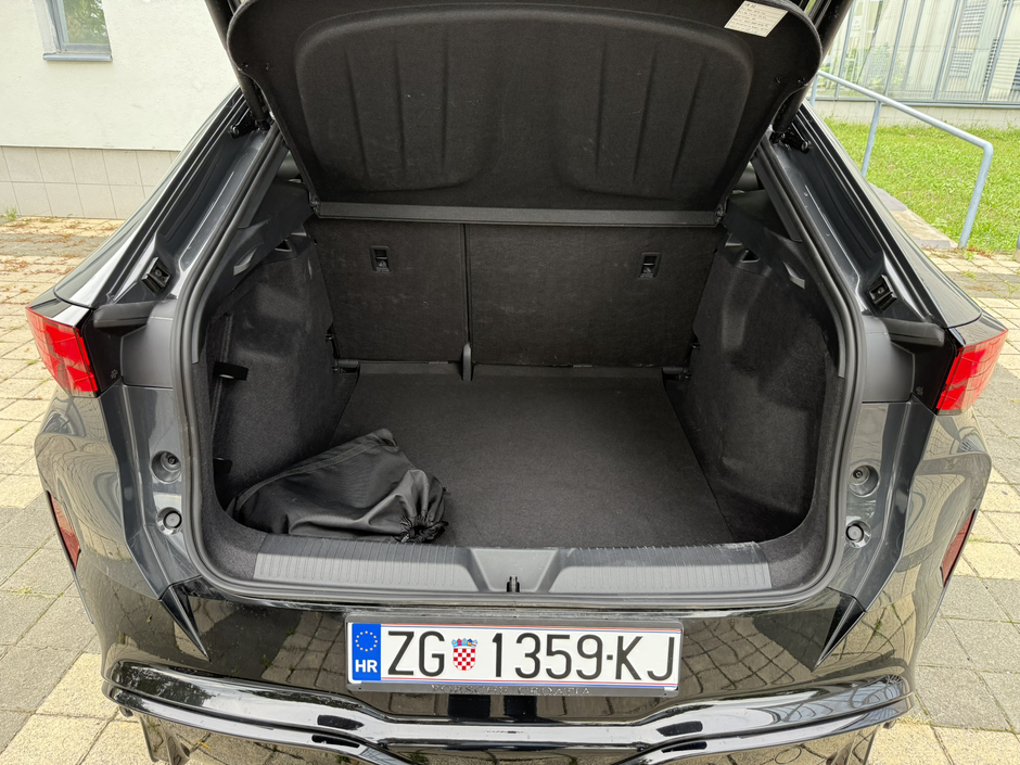 Author: Dubravko Kolarić