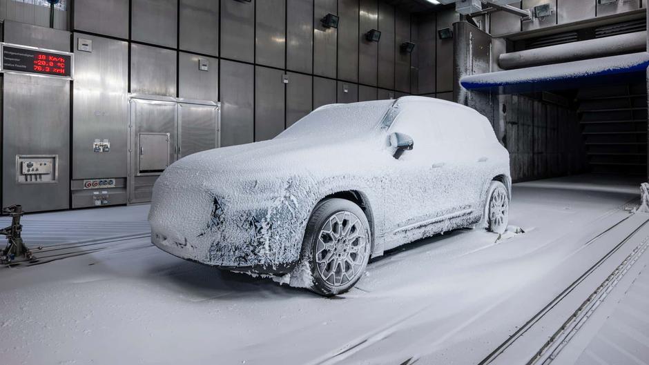 Author: Mercedes-Benz