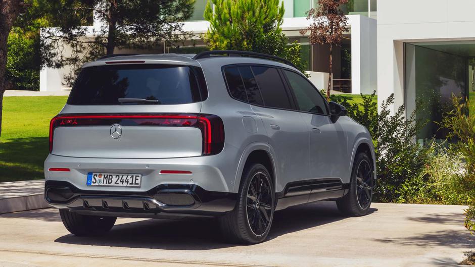 Author: Mercedes-Benz