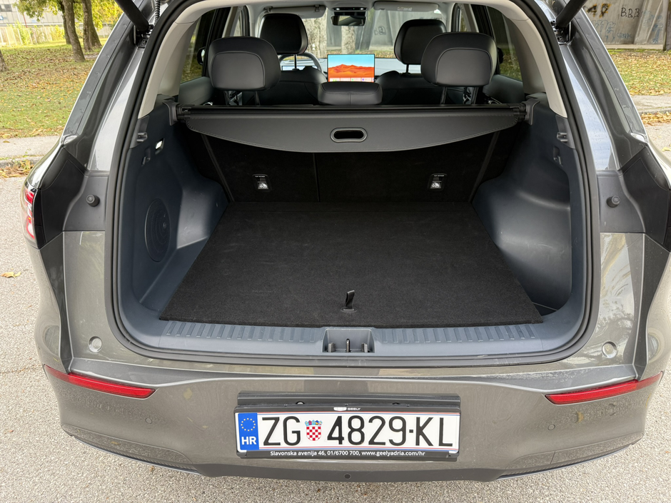 Author: Dubravko Kolarić