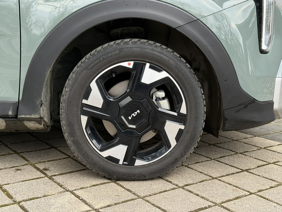 Author: Dubravko Kolarić