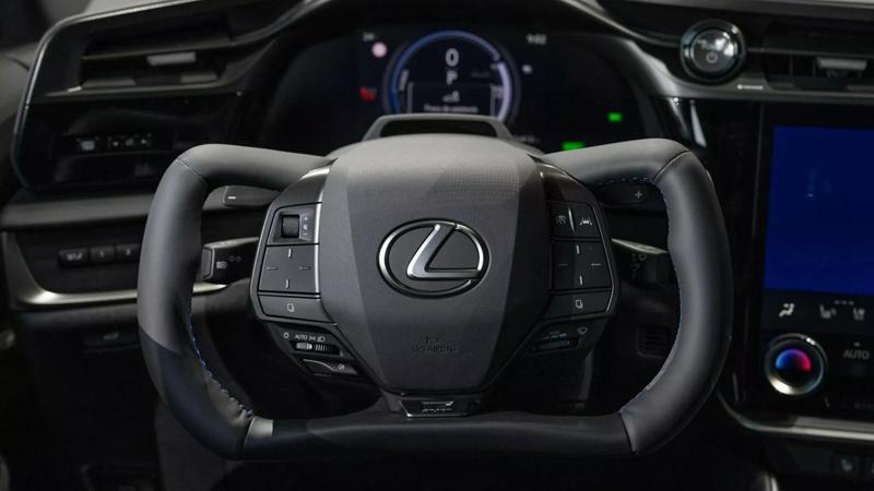 Kina resetira autoindustriju: Nema vi&scaron;e zaslona bez tipki i 'svemirskih' volana