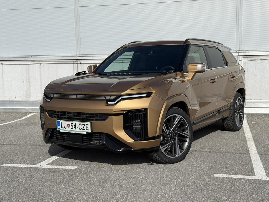 Author: Dubravko Kolarić