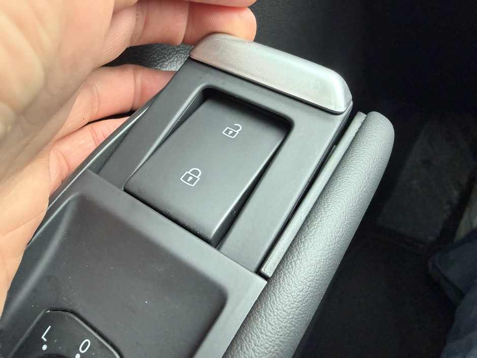 Author: Dubravko Kolarić