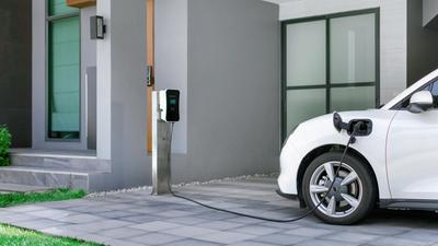 Progressive,Concept,Of,Ev,Car,And,Home,Charging,Station,Powered