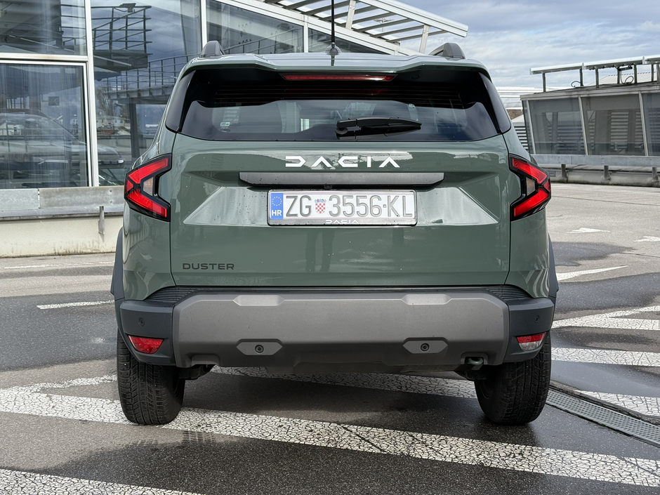 Author: Dubravko Kolarić