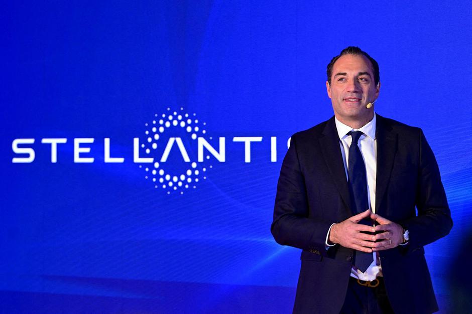 FILE PHOTO: Stellantis CEO says hybrids are a top priority for the US market | Author: Daniele Mascolo/REUTERS