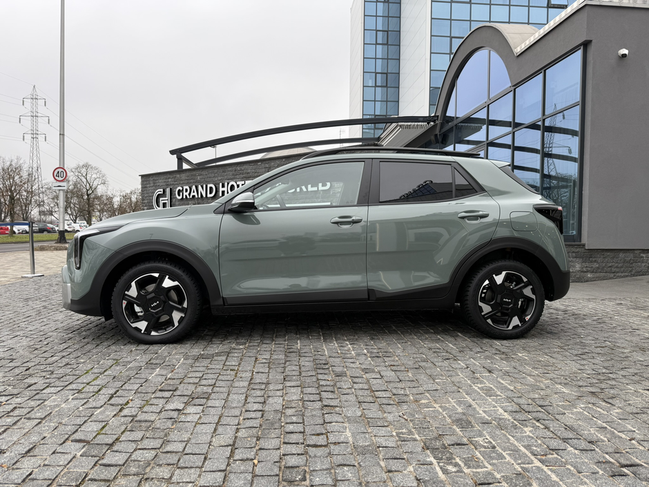 Author: Dubravko Kolarić