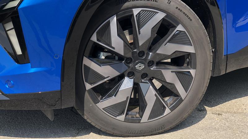 Cijena &scaron;minke: Ve&cacute;i naplatci di&zcaron;u potro&scaron;nju i uni&scaron;tavaju ovjes