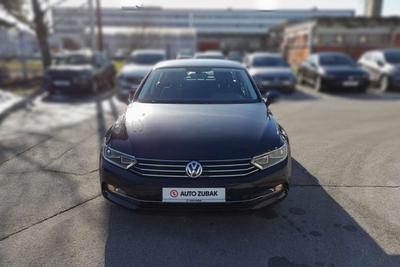 VW Passat 2,0 TDI BMT Comfortline DSG 4 vrata