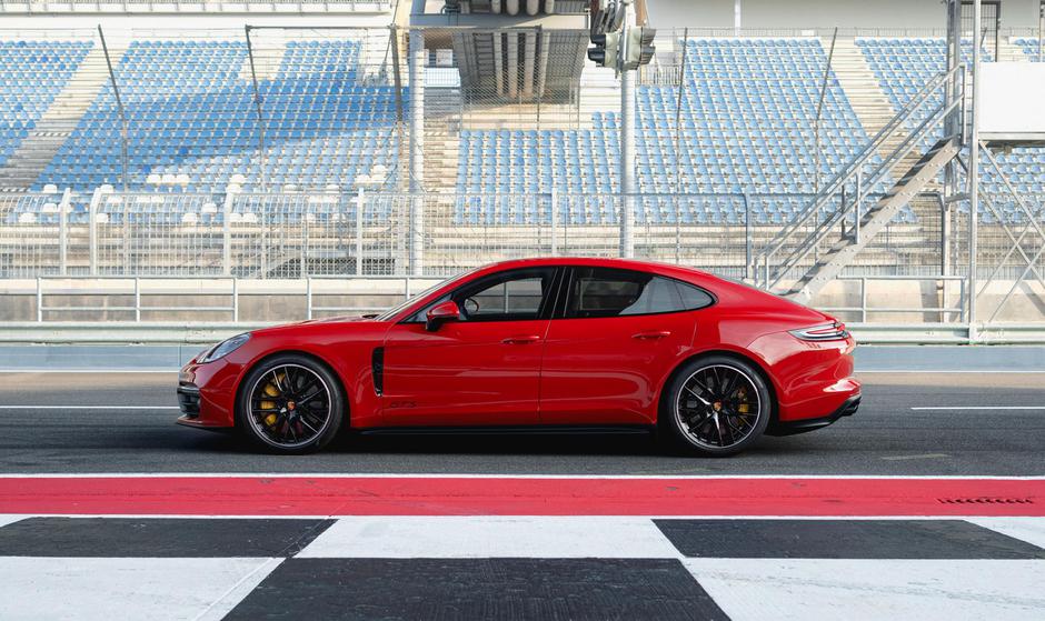Stiže neočekivana konkurencija Porscheu Panameri i Audiju A7 | Author: Porsche