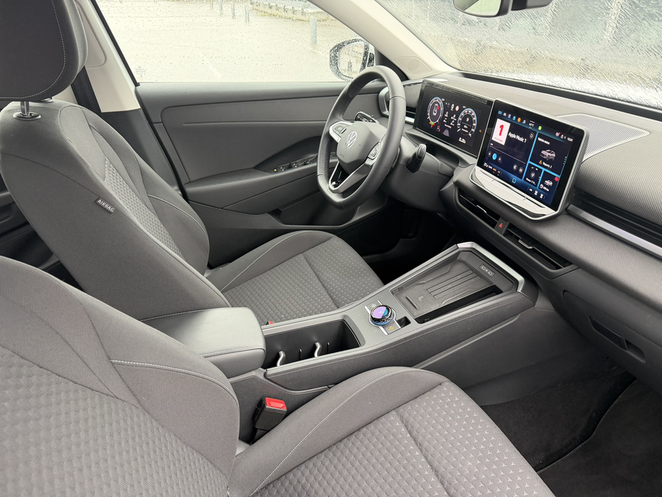 Author: Dubravko Kolarić