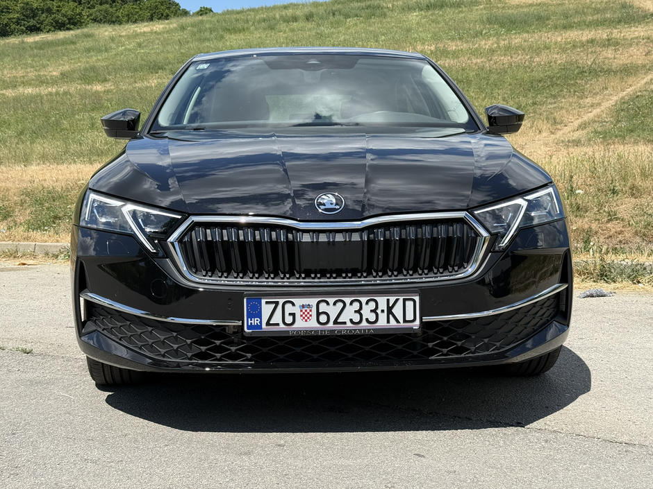 Author: Dubravko Kolarić