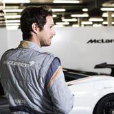 McLaren, u suradnji sa Sparcom, razvio najlakše odijelo za utrke