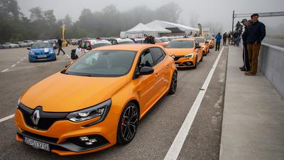 Adrenalin i zabava na stazi: Renault Track Day