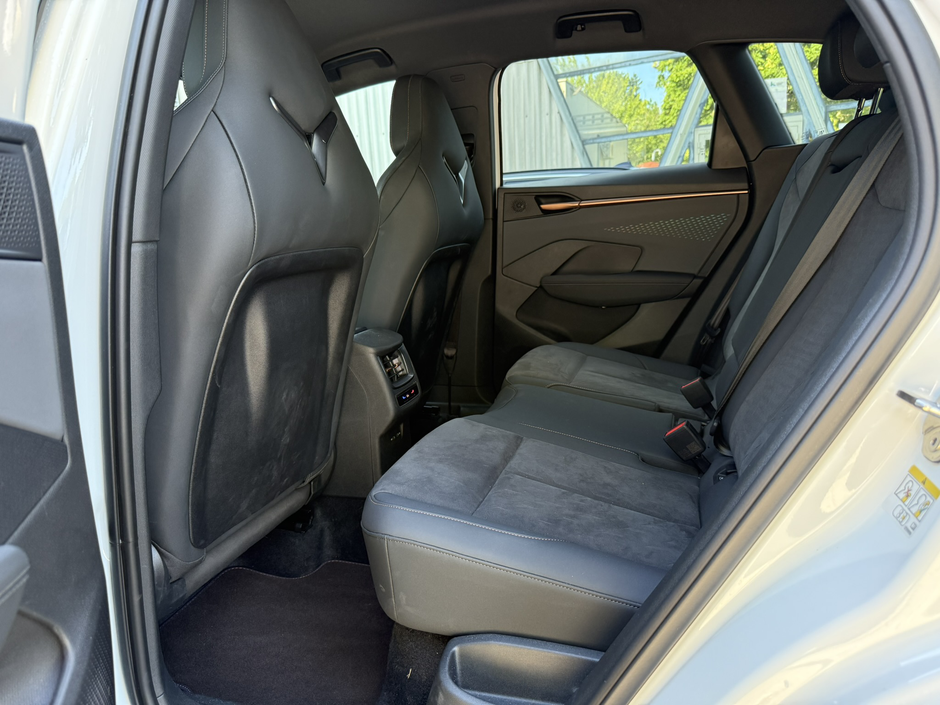 Author: Dubravko Kolarić