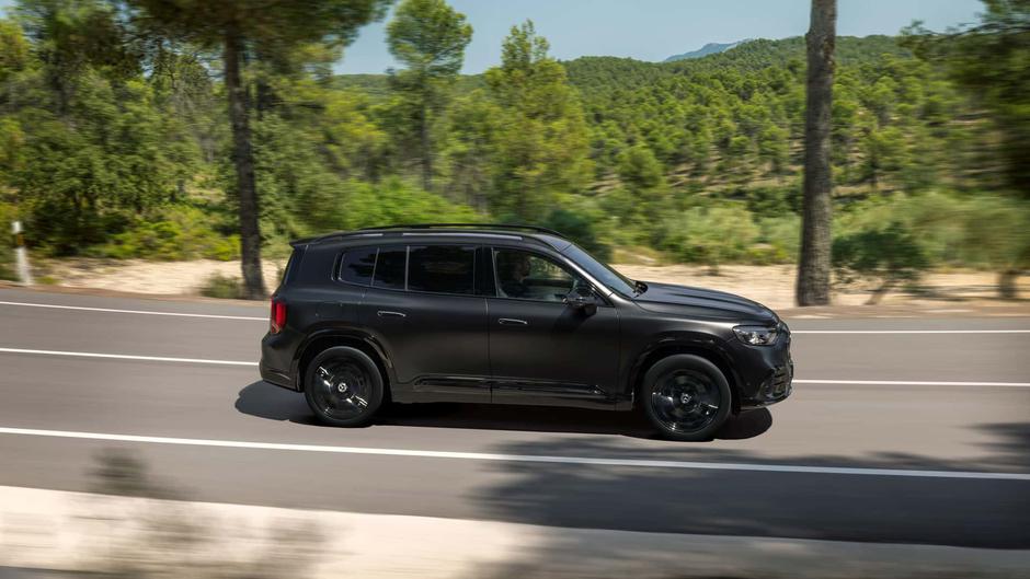 Author: Mercedes-Benz