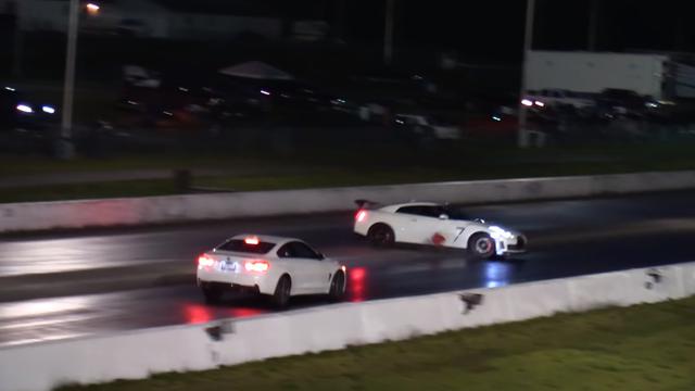 Neočekivan rezultat utrke: Nissan GT-R protiv BMW-a M440i