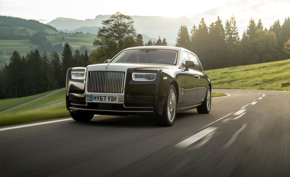 Rolls-Royce Phantom i Gelly GE | Author: Car and Driver