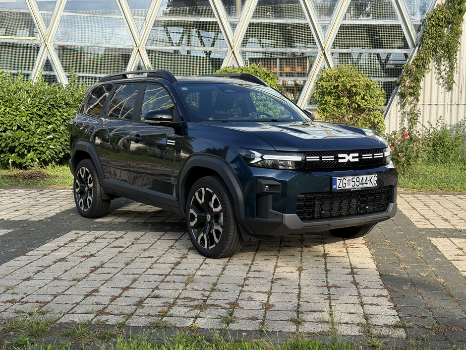 Author: Dubravko Kolarić