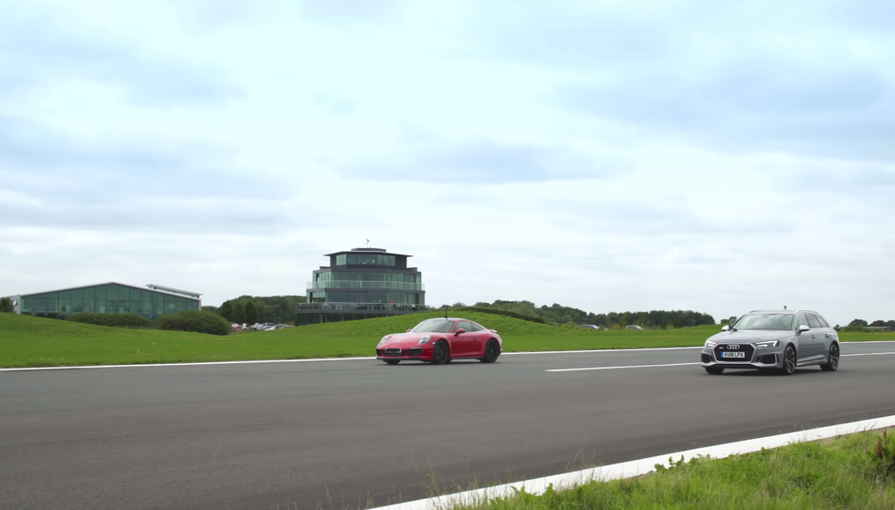Zanimljivi dvoboj između Audija RS4 i Porschea 911 GTS