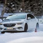 Opelova rapsodija u Austriji: Učili smo driftati Insignijama po ledu