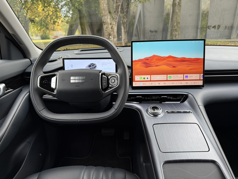 Author: Dubravko Kolarić