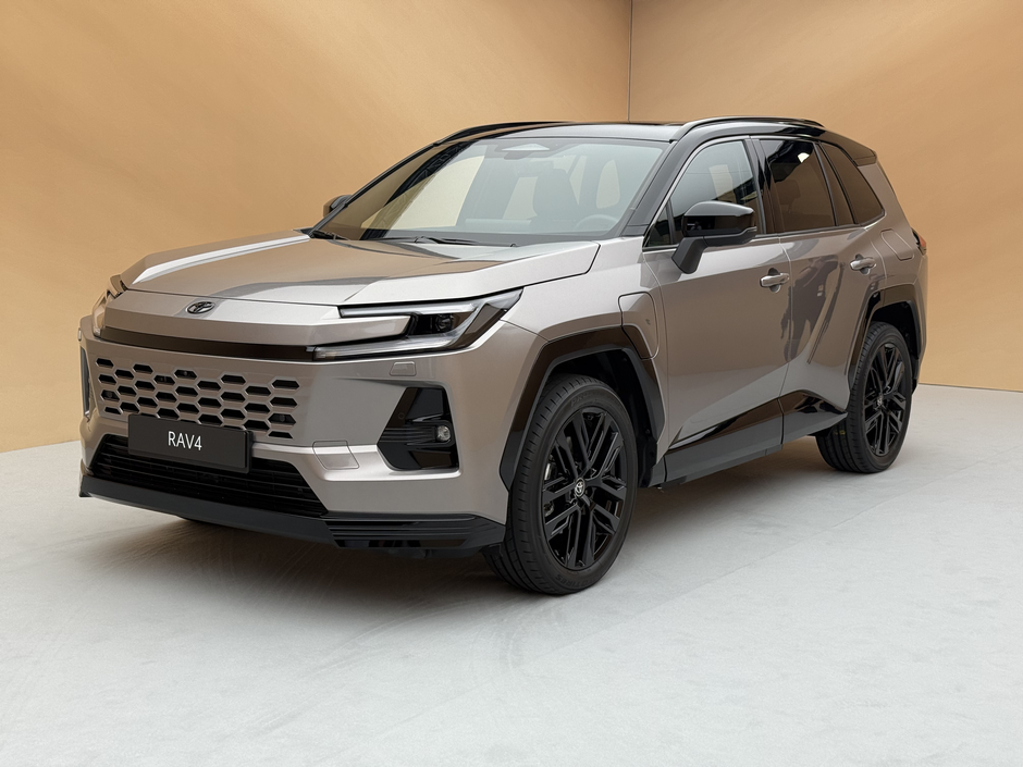 Author: Dubravko Kolarić