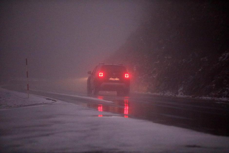 Lokve: Magla i kiša otežavaju promet Gorskim kotarom | Author: Goran Kovacic/PIXSELL