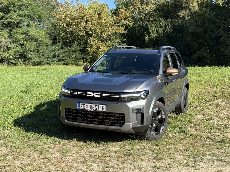 Author: Dubravko Kolarić