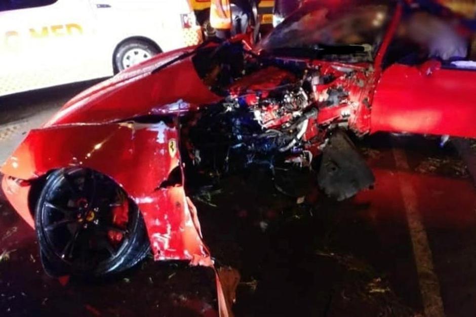 Prilikom teške nesreće prepolovio Ferrarija Californiu | Author: DRIVETRIBE