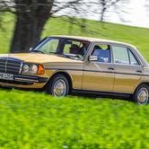 Merceds-Benz 230 (W 123).