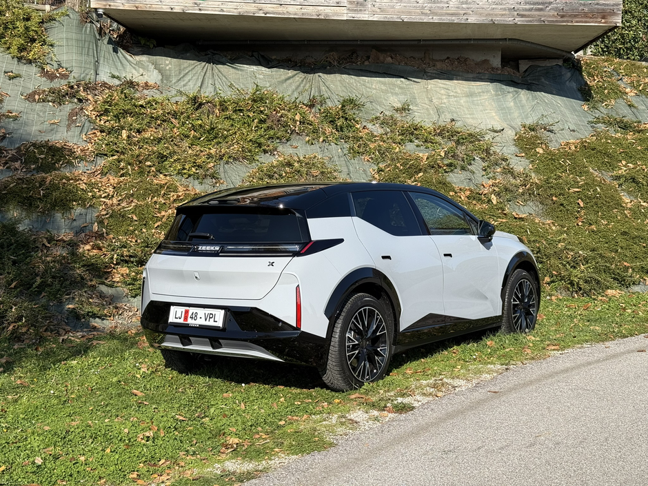 Author: Dubravko Kolarić