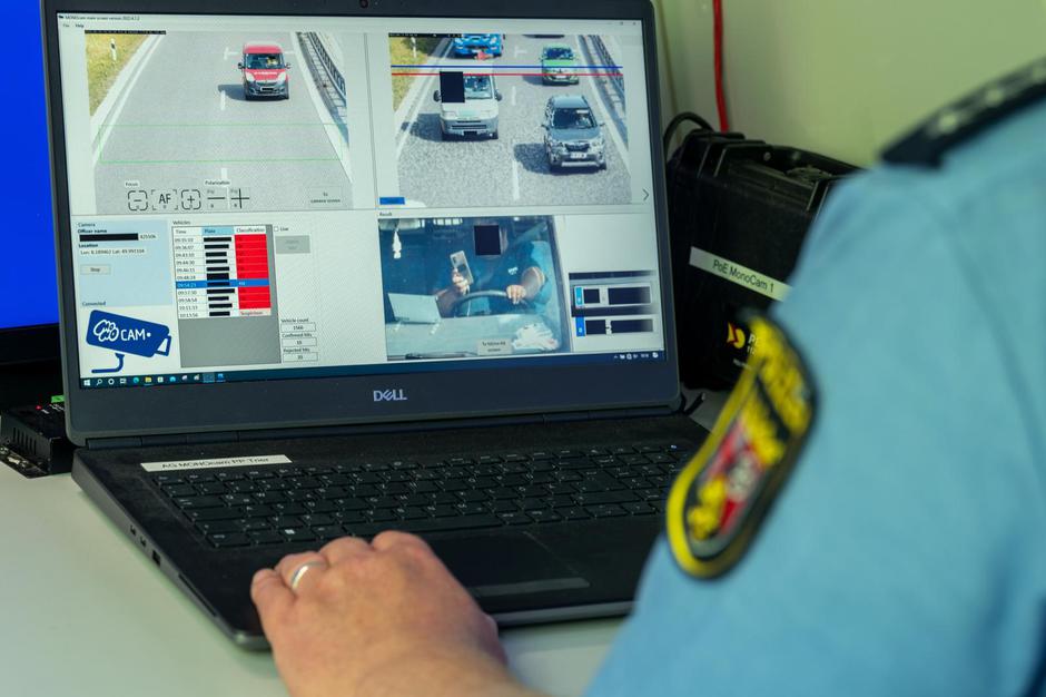 MONOcam against cell phone offenders in test use | Author: Harald Tittel/DPA