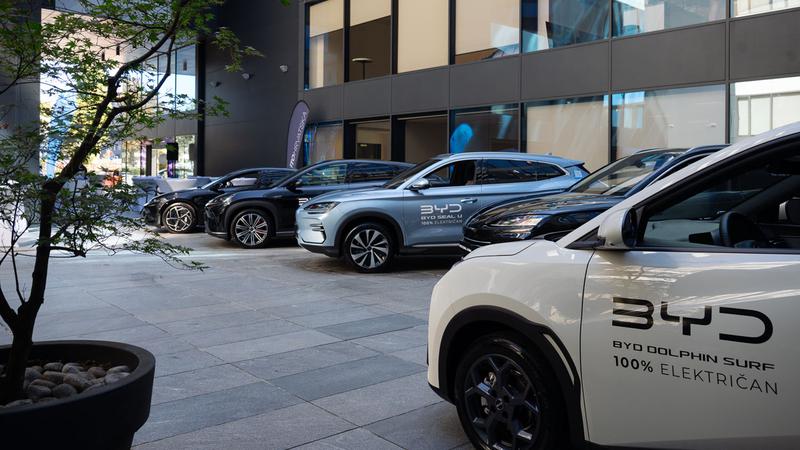 Ovo su najprodavaniji proizvo&dstrok;a&ccaron;i na svijetu: Kinezi su ve&cacute; prestigli divove