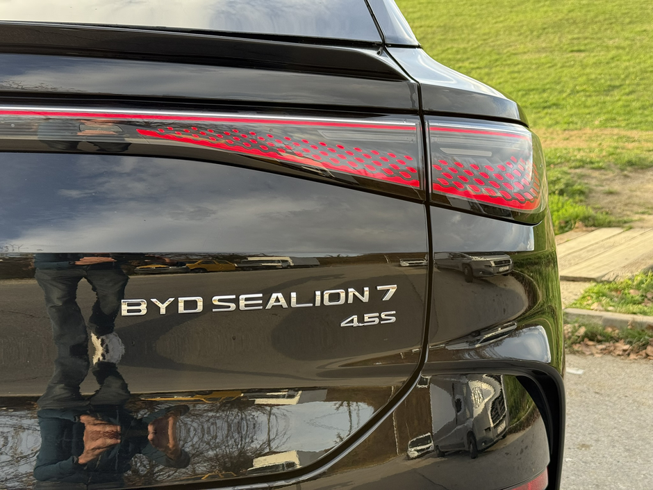 Author: Dubravko Kolarić