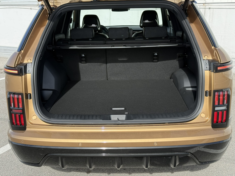 Author: Dubravko Kolarić