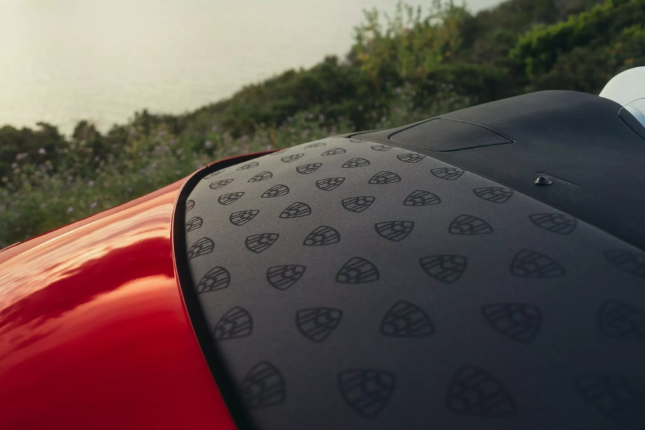 Author: Mercedes-Benz